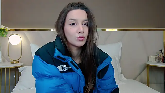 MonicaSpark  online show from January 2026 06:50:01 AM