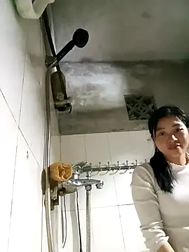 Hiniyk2 online show from March 2026 01:40:01 PM