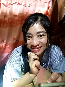 Hiniyk2 online show from February 2026 05:18:02 AM