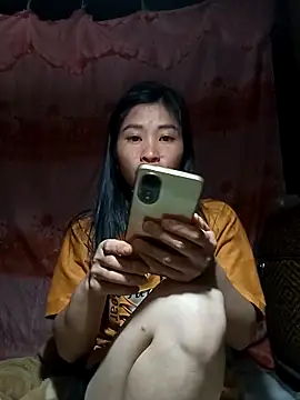 Hiniyk2 online show from April 2026 06:04:02 AM