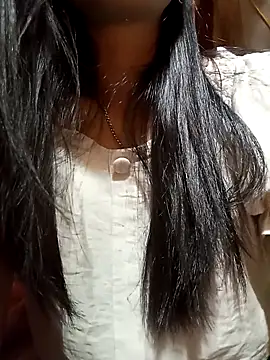 Hiniyk2 online show from April 2026 03:24:02 AM