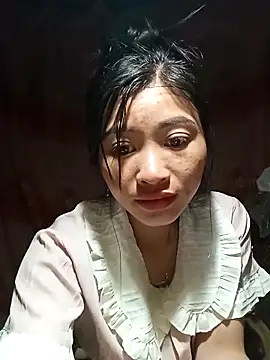 Hiniyk2 online show from April 2026 01:46:01 PM