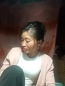 Hiniyk2 online show from May 2026 02:10:01 PM