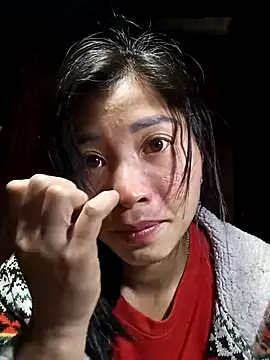 Hiniyk2 online show from February 2026 01:33:02 PM