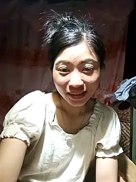 Hiniyk2 online show from April 2026 03:07:01 PM