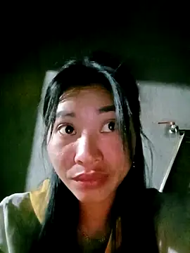 Hiniyk2 online show from February 2026 11:17:02 PM