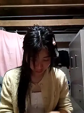 Hiniyk2 online show from February 2026 12:44:02 PM