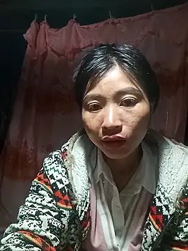 Hiniyk2 online show from February 2026 03:27:01 AM