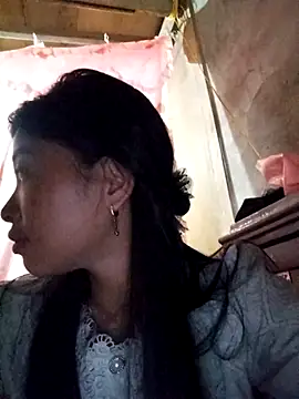 Hiniyk2 online show from February 2026 01:14:02 AM