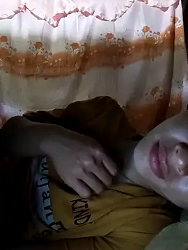 Hiniyk2 online show from March 2026 05:41:01 AM