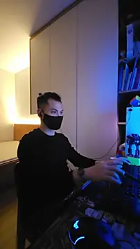 OnlyHand9x online show from February 2026 04:05:01 PM