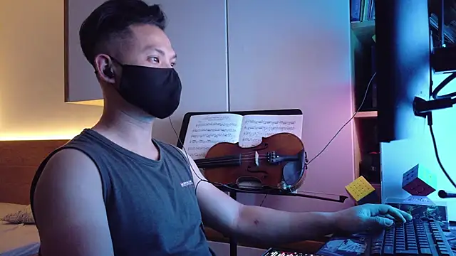 OnlyHand9x online show from May 2026 04:10:01 PM