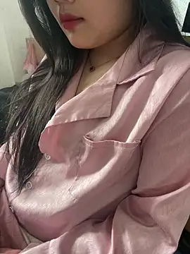 Linh DuongSexy online show from February 2026 02:45:02 AM