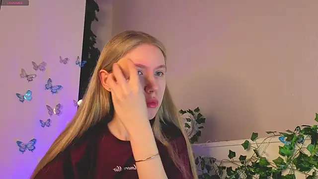 Snapshot of SirenThalassa chatting on February 2026 07:10:02 AM SirenThalassa online show from February 2026 07:10:02 AM