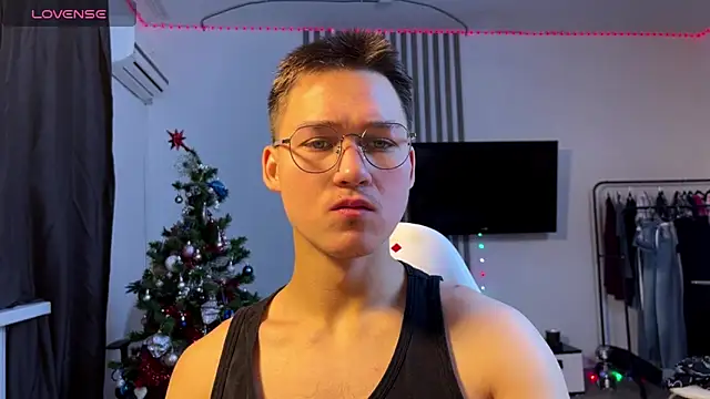 InfernoLustt online show from January 2026 09:48:01 AM