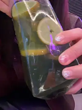 ZJbaby online show from April 2026 01:45:02 PM