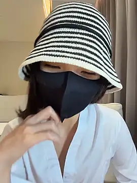 ZJbaby online show from May 2026 02:23:02 PM