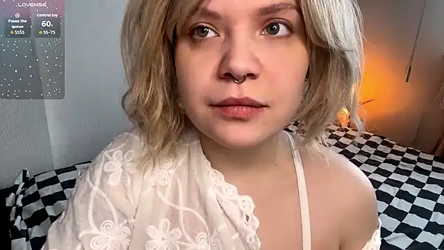 MelliSifuentes online show from January 2026 08:43:02 AM