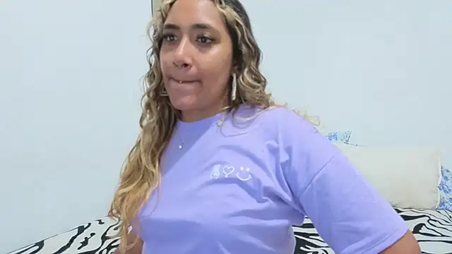 IsabelaAcosta online show from July 2026 06:41:02 PM