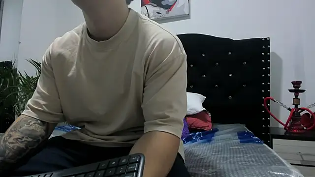 Liam saint online show from May 2026 12:11:01 PM