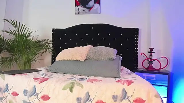 Liam saint online show from April 2026 01:07:01 PM