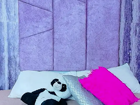 AlahiaEvansz online show from February 2026 04:20:02 AM