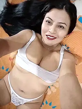 Laura-2026 online show from January 2026 04:19:01 AM