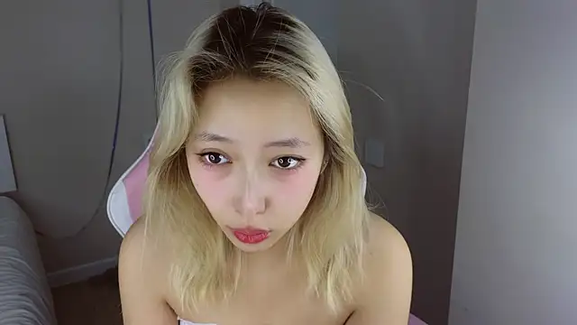 jasmilee online show from March 2026 07:30:02 PM