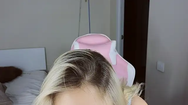 jasmilee online show from March 2026 07:27:02 PM