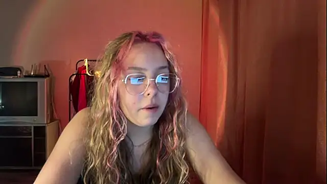 ZoraDearmon online show from February 2026 09:14:01 PM