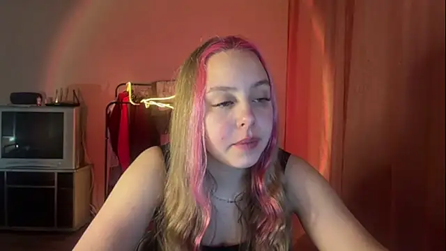 ZoraDearmon online show from February 2026 09:24:02 PM