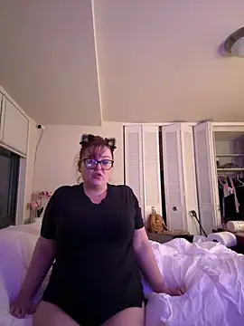 KittyCreamKisses online show from February 2026 03:24:02 AM