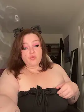 KittyCreamKisses online show from April 2026 05:03:01 AM