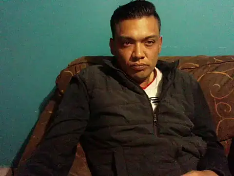 latinomoreno95 online show from February 2026 01:16:01 AM