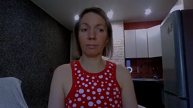 Amanda Luxe online show from February 2026 03:05:01 AM