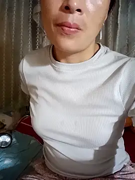 muamua99 online show from April 2026 10:05:02 PM