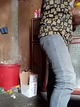 muamua99 online show from March 2026 04:40:01 AM