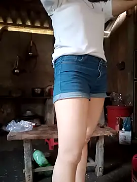 muamua99 online show from April 2026 10:00:02 AM