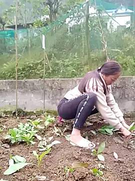 muamua99 online show from February 2026 09:31:02 AM