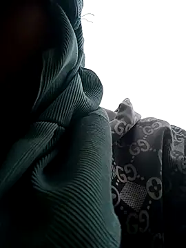 muamua99 online show from March 2026 06:02:02 AM