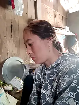 muamua99 online show from March 2026 04:34:01 AM