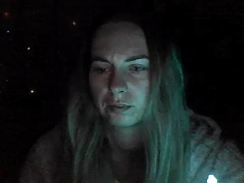 VikiLove765 online show from January 2026 12:15:02 AM