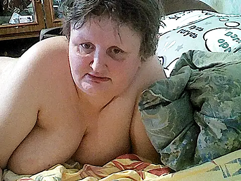 nataly4560 online show from April 2026 04:45:01 PM
