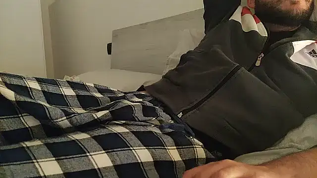 Reb born89 online show from February 2026 03:56:01 PM