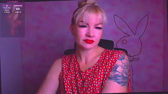 Snapshot of Madonna_Fire chatting on June 2026 05:24:01 AM Madonna Fire online show from June 2026 05:24:01 AM