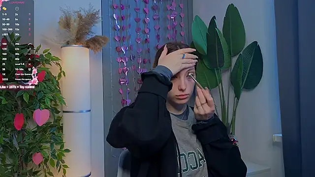 BrianneMallory online show from February 2026 06:13:02 AM