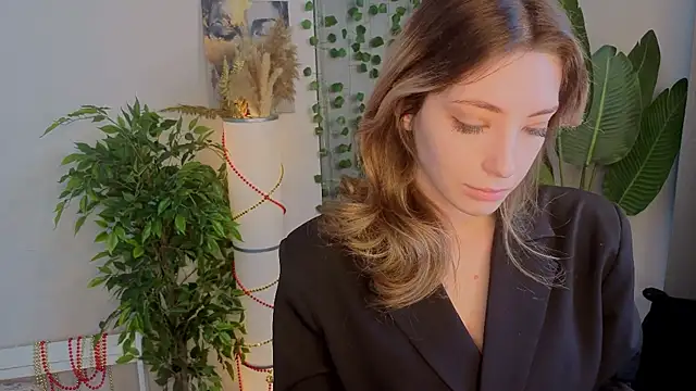 BrianneMallory online show from February 2026 06:09:01 AM