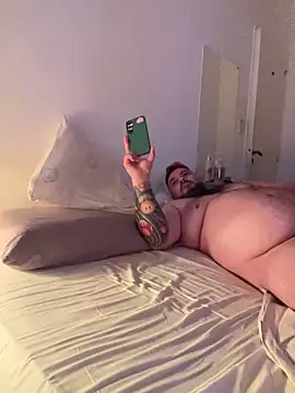 Snapshot of Chubandchaser chatting on February 2026 03:18:02 AM Chubandchaser online show from February 2026 03:18:02 AM