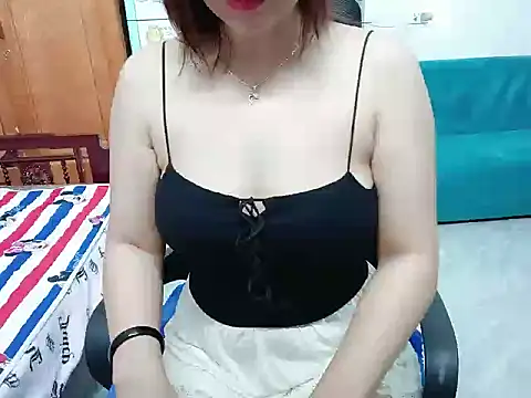 Heni6368 online show from February 2026 10:31:02 PM