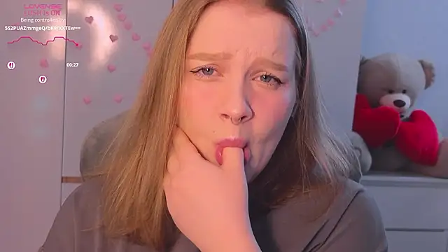 Ol1via online show from February 2026 01:37:02 AM